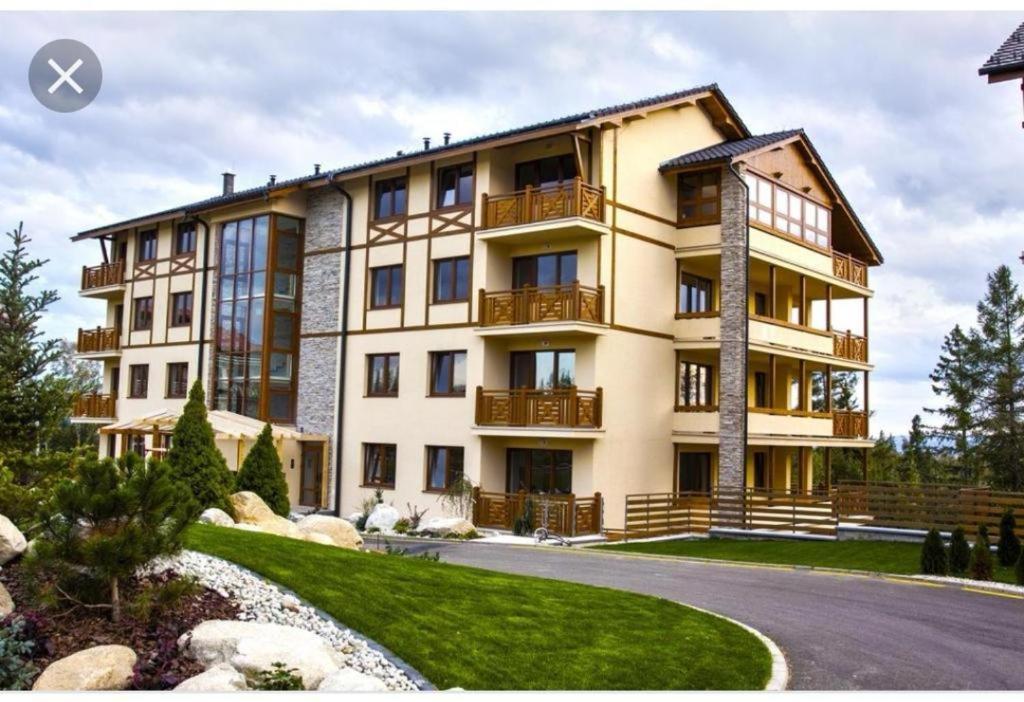 Apartman V Starej Lesnej S Balkonom Stara Lesna Luaran gambar