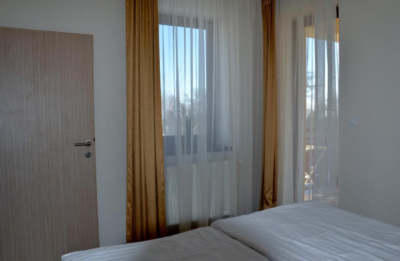 Apartman V Starej Lesnej S Balkonom Stara Lesna Luaran gambar